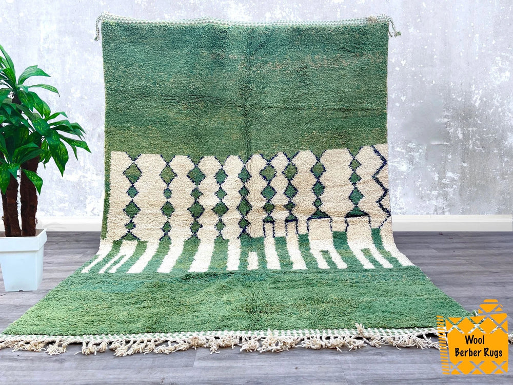 Tapis marocain vert, nouveau design berbère, noué à la main